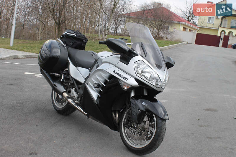 Мотоцикл Спорт-туризм Kawasaki GTR 1400 2011 в Виннице