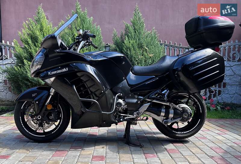 Мотоцикл Спорт-туризм Kawasaki GTR 1400 2014 в Львове