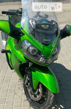 Мотоцикл Спорт-туризм Kawasaki GTR 1400 2011 в Киеве