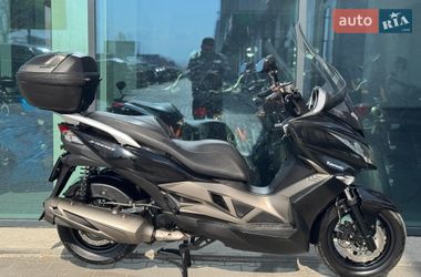 Макси-скутер Kawasaki J 300 2015 в Ровно