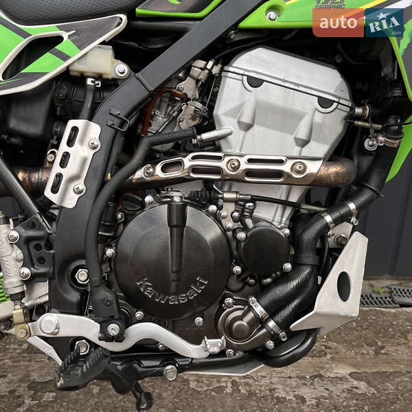 Мотоцикл Внедорожный (Enduro) Kawasaki KLX 250 2006 в Марганце