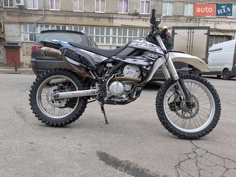 Мотоцикл Позашляховий (Enduro) Kawasaki KLX 250 2010 в Харкові