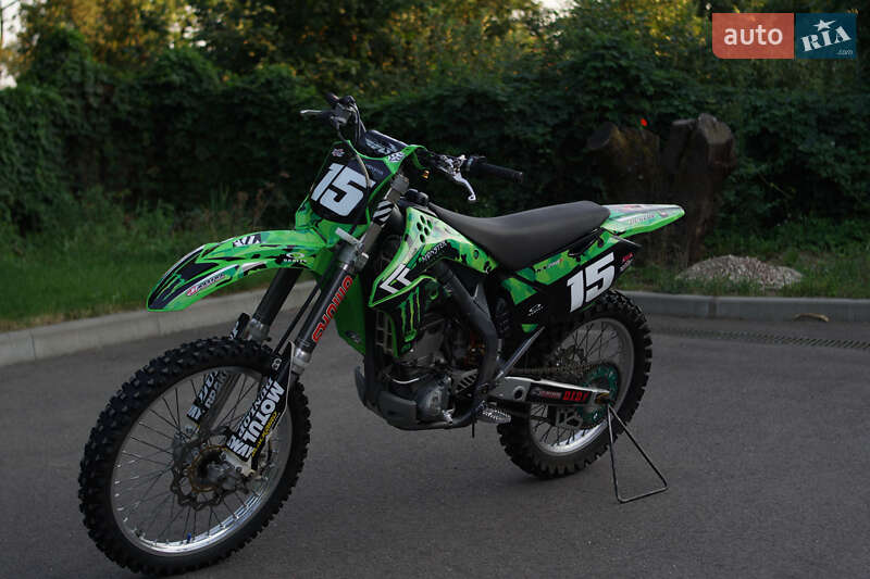 Мотоцикл Кросс Kawasaki KX 250F 2005 в Ужгороде фото 2 Мотоцикл Кросс Kawasaki KX 250F 2005 в Ужгороде