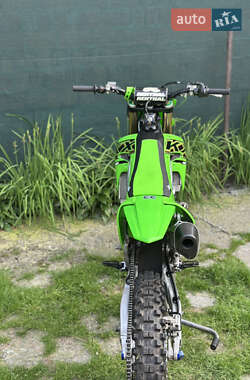 Мотоцикл Кросс Kawasaki KX 450F 2023 в 