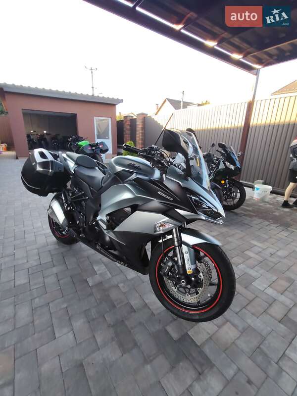 Мотоцикл Спорт-туризм Kawasaki Ninja 1000 SX 2018 в 