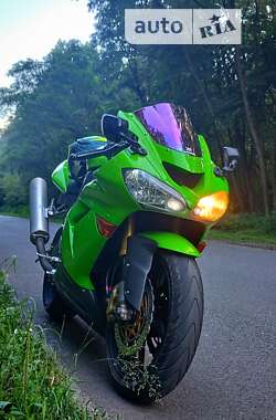 Спортбайк Kawasaki Ninja 1000 ZX-10R 2004 в Конотопі