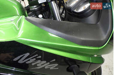 Мотоцикл Без обтікачів (Naked bike) Kawasaki Ninja 250 2012 в 