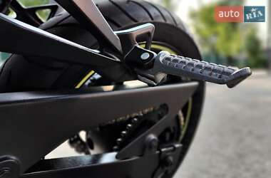 Спортбайк Kawasaki Ninja 250 2009 в 