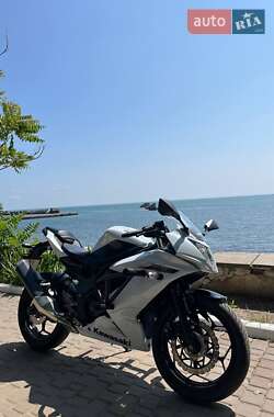 Спортбайк Kawasaki Ninja 250 2016 в Киеве