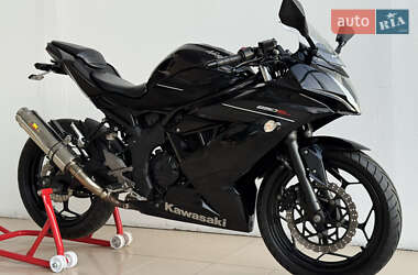 Спортбайк Kawasaki Ninja 250 2016 в Киеве