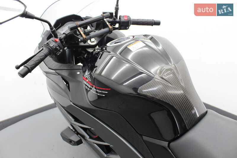 Спортбайк Kawasaki Ninja 250 2013 в Гнивани