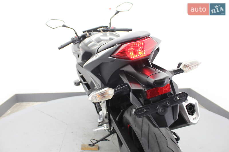 Спортбайк Kawasaki Ninja 250 2013 в Гнивани