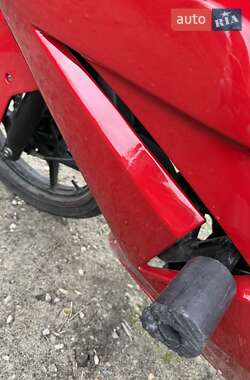 Спортбайк Kawasaki Ninja 250R 2013 в 
