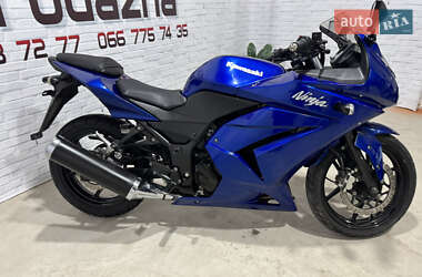 Мотоцикл Без обтекателей (Naked bike) Kawasaki Ninja 250R 2011 в Сновске