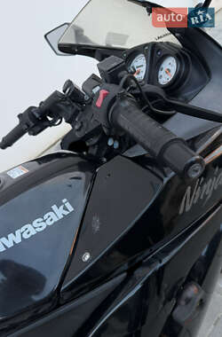 Мотоцикл Спорт-туризм Kawasaki Ninja 250R 2013 в 