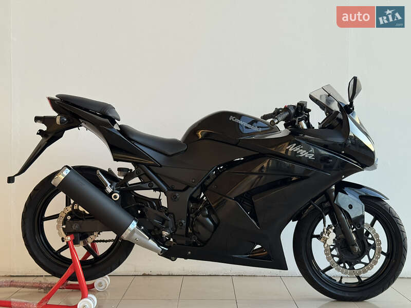 Спортбайк Kawasaki Ninja 250R 2016 в Киеве
