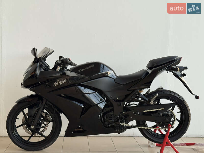 Спортбайк Kawasaki Ninja 250R 2016 в Киеве