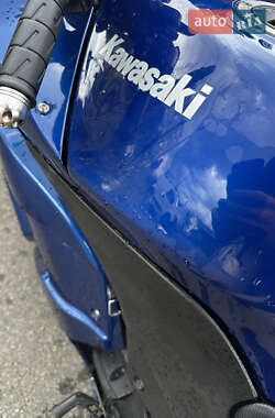 Спортбайк Kawasaki Ninja 250R 2011 в 