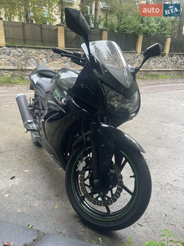 Спортбайк Kawasaki Ninja 250R 2011 в Ровно
