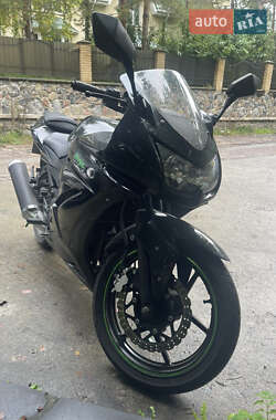 Спортбайк Kawasaki Ninja 250R 2011 в 