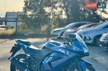 Спортбайк Kawasaki Ninja 250R 2011 в Киеве