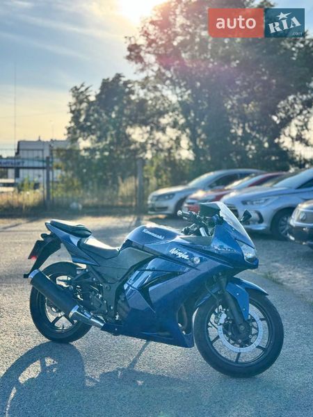 Kawasaki Ninja 250R 2011