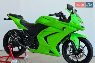 Спортбайк Kawasaki Ninja 250R 2011 в Киеве