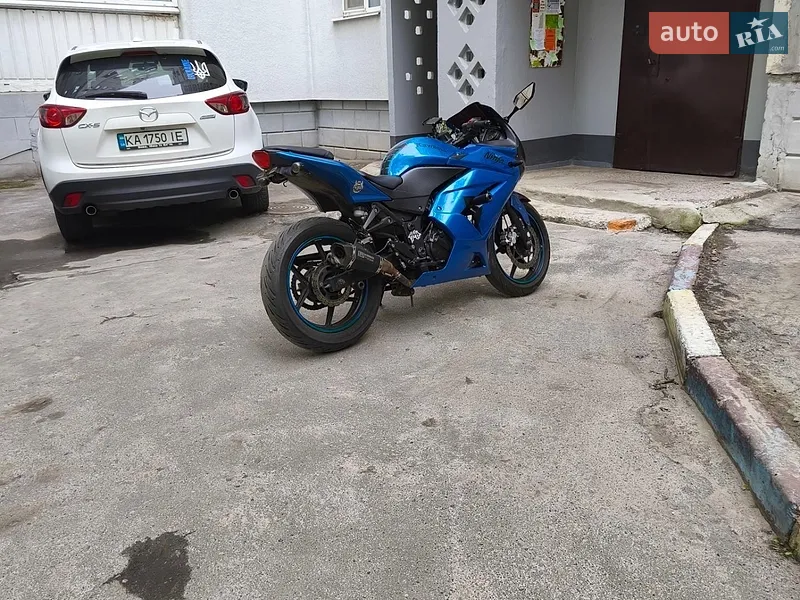 Kawasaki Ninja 250R 2010
