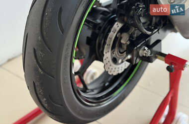 Спортбайк Kawasaki Ninja 300 2017 в 