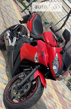 Мотоцикл Спорт-туризм Kawasaki Ninja 400 2014 в Іванівці