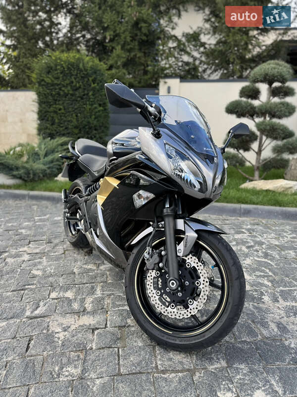 Мотоцикл Спорт-туризм Kawasaki Ninja 400 2016 в 