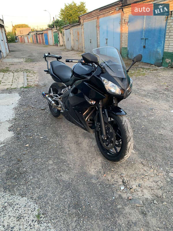Спортбайк Kawasaki Ninja 400 2013 в 