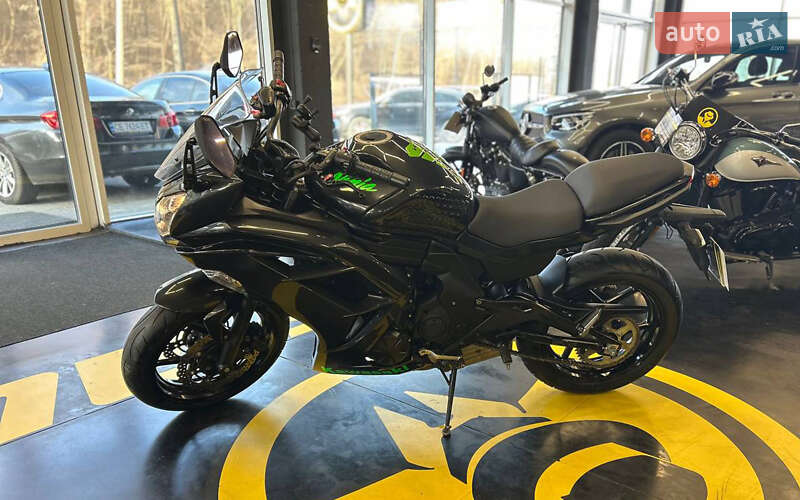 Мотоцикл Спорт-туризм Kawasaki Ninja 400 2016 в Чернівцях