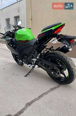 Спортбайк Kawasaki Ninja 400 2021 в Днепре