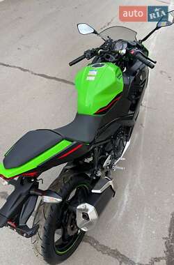 Спортбайк Kawasaki Ninja 400 2021 в Днепре