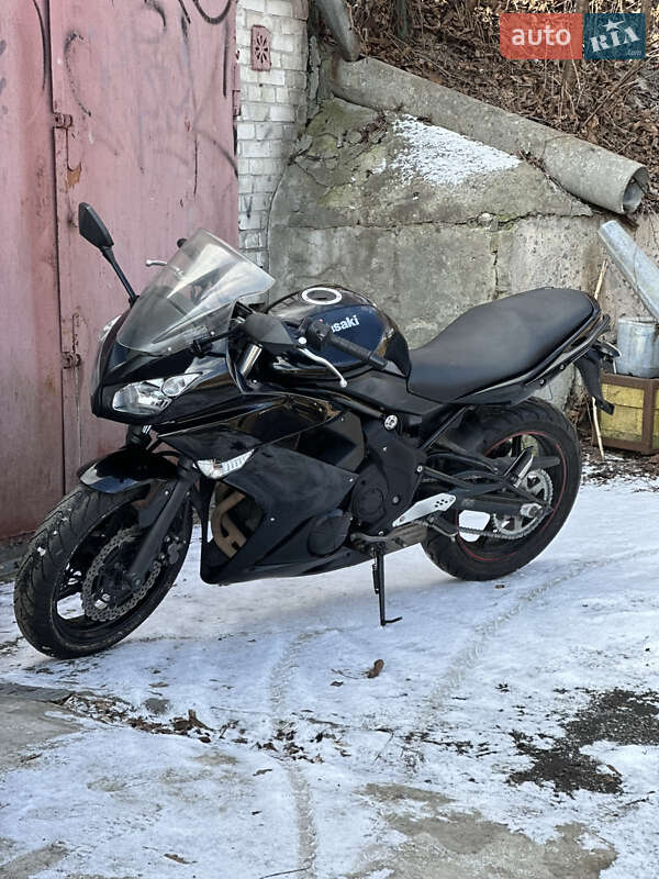 Kawasaki Ninja 400 2010