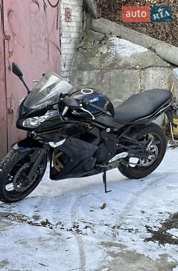 Мотоцикл Спорт-туризм Kawasaki Ninja 400 2010 в 