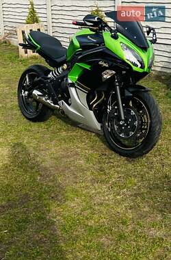 Спортбайк Kawasaki Ninja 400 2016 в 