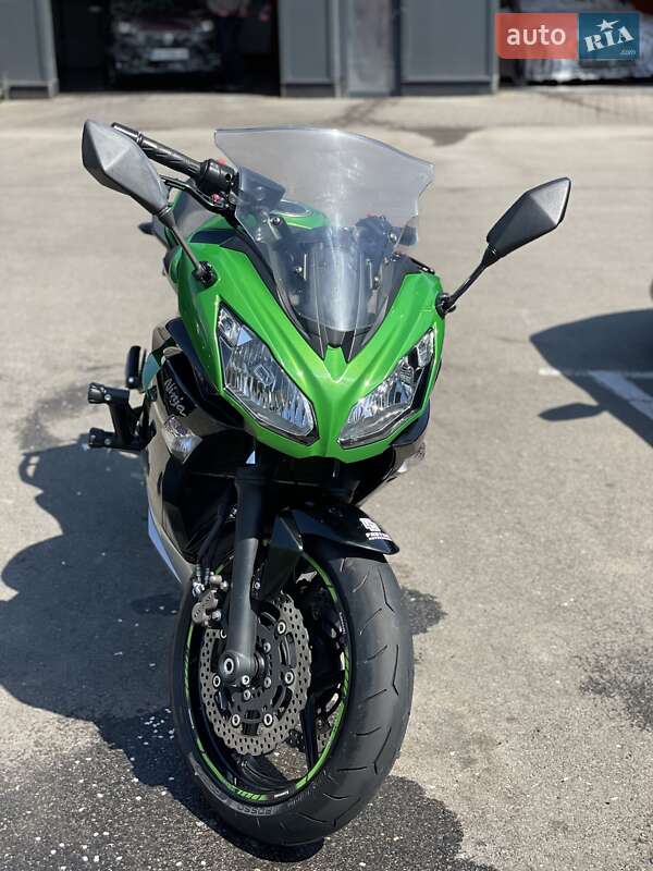 Мотоцикл Спорт-туризм Kawasaki Ninja 400 2019 в 