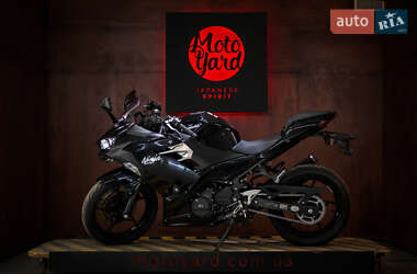 Мотоцикл Спорт-туризм Kawasaki Ninja 400 2020 в 