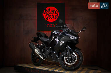 Мотоцикл Спорт-туризм Kawasaki Ninja 400 2020 в 