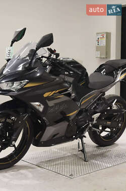 Мотоцикл Без обтікачів (Naked bike) Kawasaki Ninja 400 2021 в 