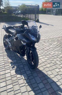 Мотоцикл Спорт-туризм Kawasaki Ninja 400 2011 в 