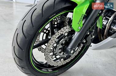 Мотоцикл Спорт-туризм Kawasaki Ninja 400 2013 в 