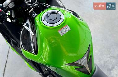 Мотоцикл Спорт-туризм Kawasaki Ninja 400 2013 в 