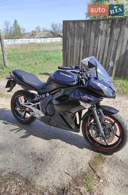 Мотоцикл Туризм Kawasaki Ninja 400 2010 в 