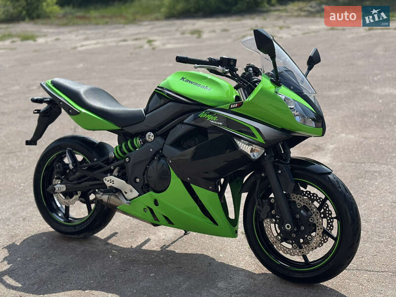 Kawasaki Ninja 400 2011