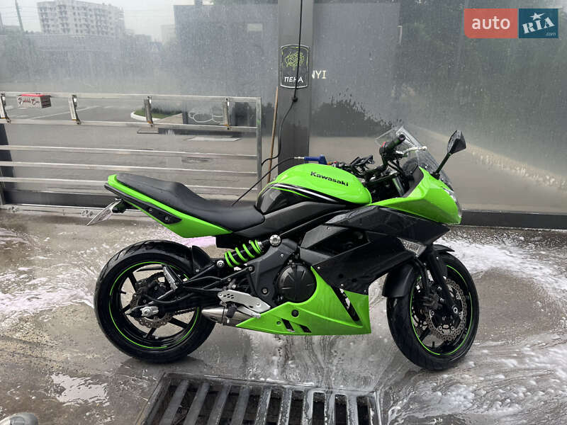 Kawasaki Ninja 400 2012