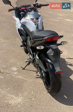 Мотоцикл Без обтекателей (Naked bike) Kawasaki Ninja 400 2013 в 
