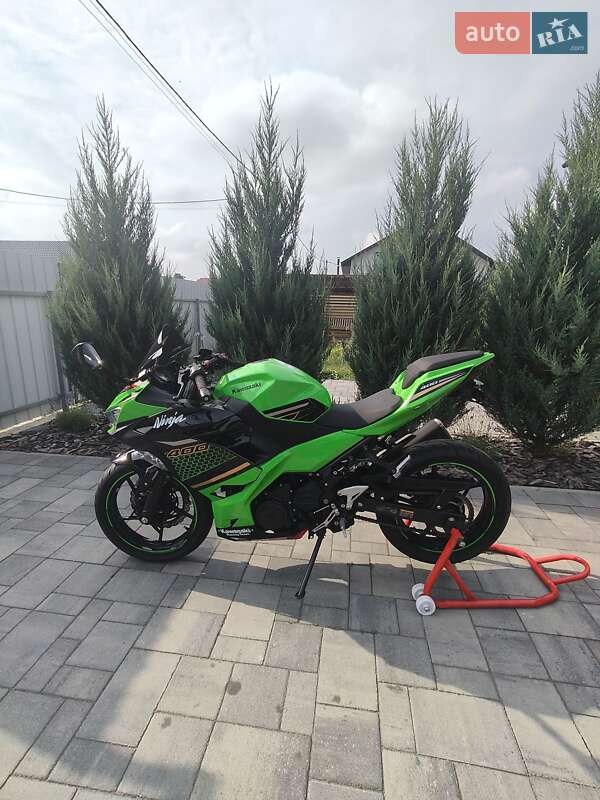 Спортбайк Kawasaki Ninja 400 2020 в Берёзовке